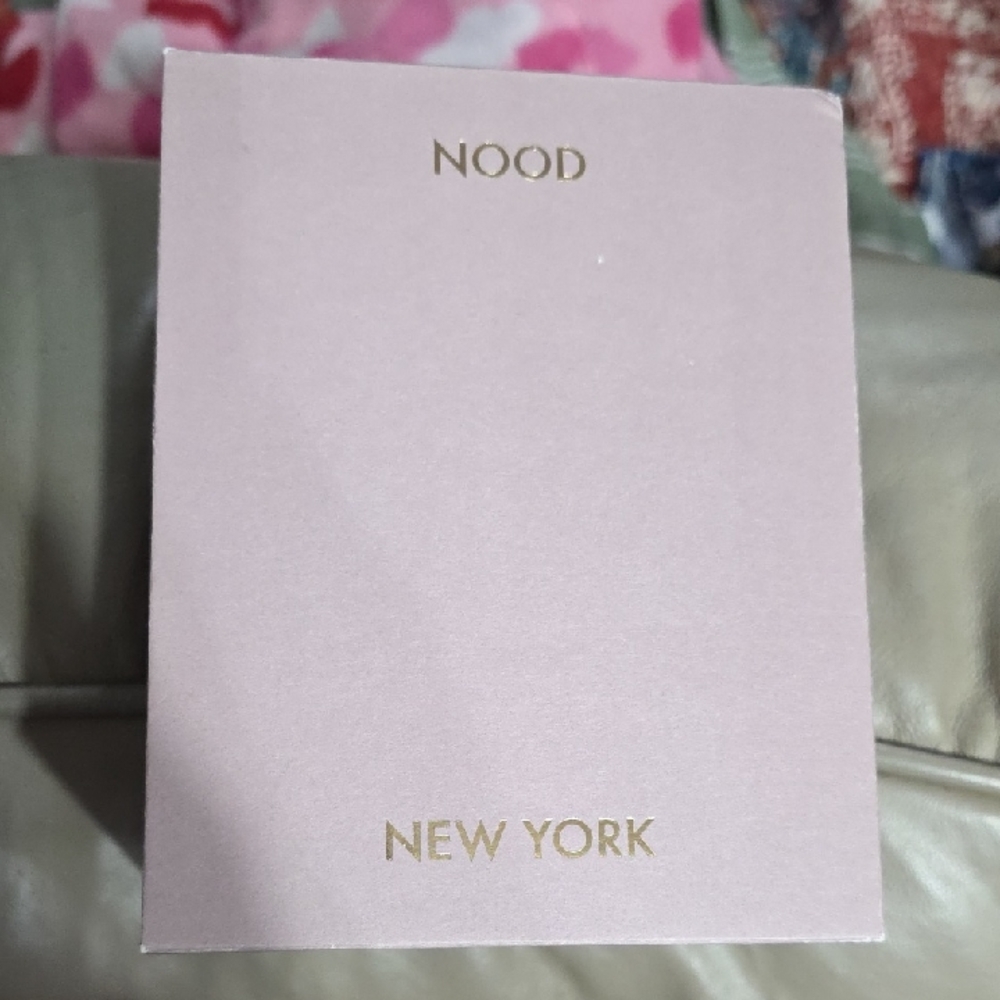 NOOD New York Women's Adhesive‎ Push Up Bra D Size Stick On Nude/Beige Boxed EUC